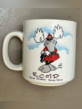 Vintage Giftcraft RCMP Royal Canadian Moose Patrol Coffee Mug - Made in Korea